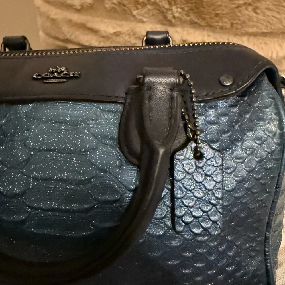 RARE Coach mini bannet Metalic Blue Satchel Bag - Picture 5 of 8